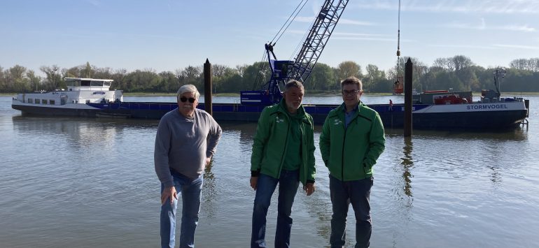 Europas modernstes Kranschiff beim WSC vor Anker
