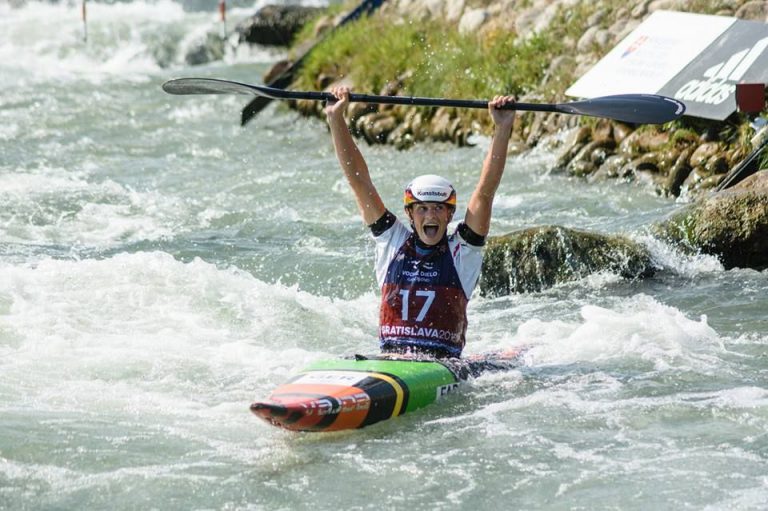 Anna Faber vom WSC Bayer Dormagen holt EM-Silber